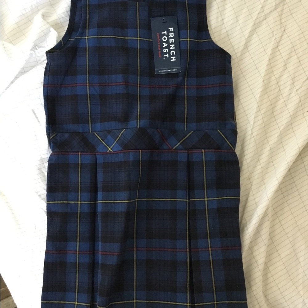 Girls school uniform dress size 6